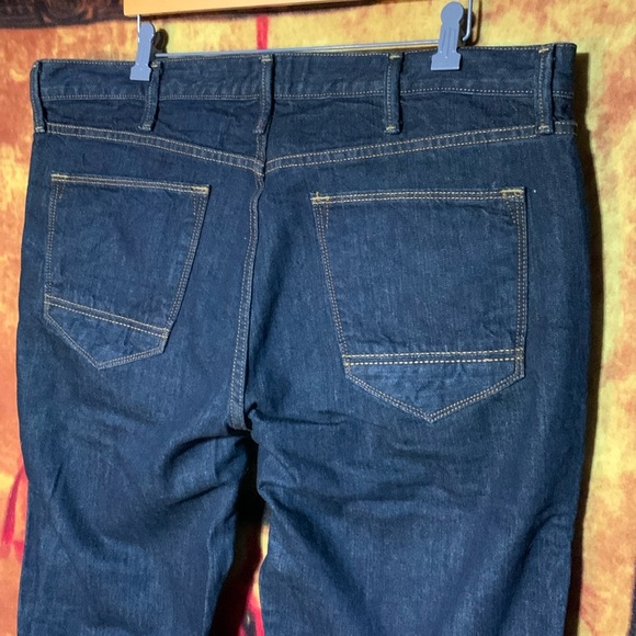 ARIZONA JEAN COMPANY-men’s dark rinse cotton denim ‘SLIM FIT STRAIGHT’ leg jeans - Picture 6 of 11